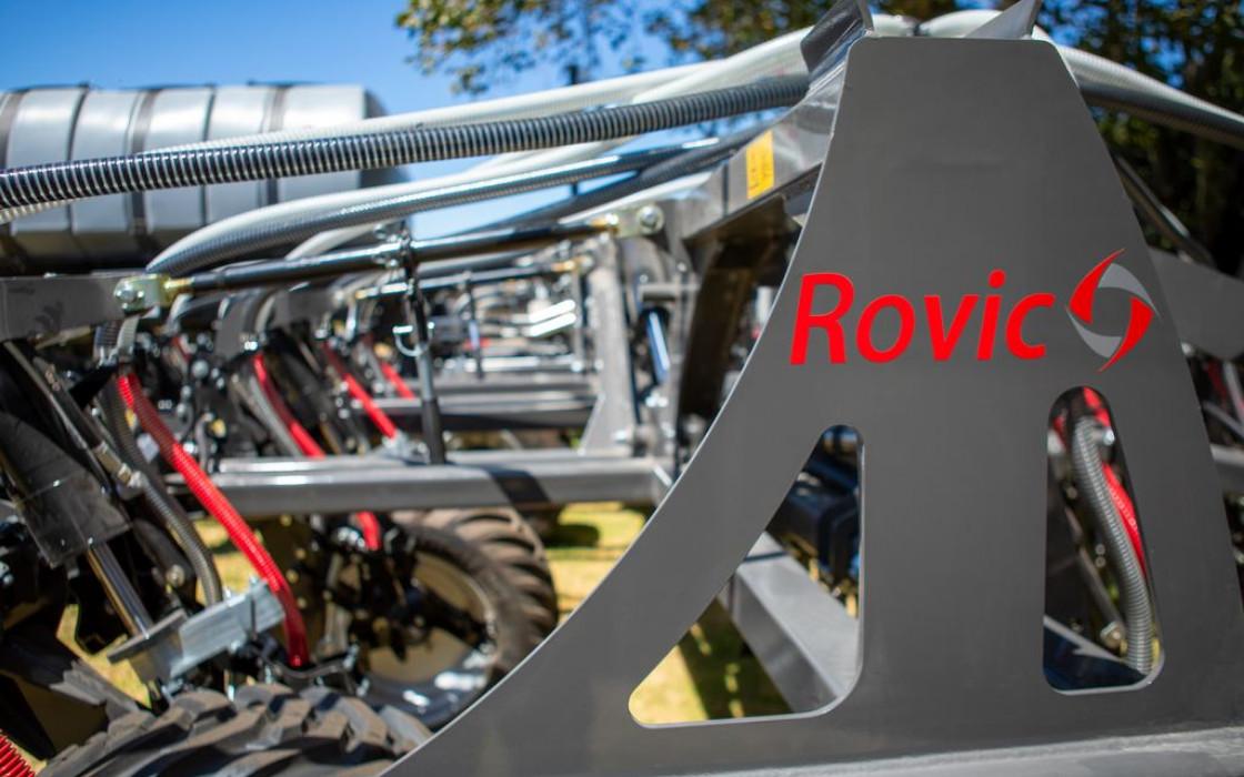 Revolutionizing Small Grain Planting with Rovic’s Latest Seeder: An In-depth Look