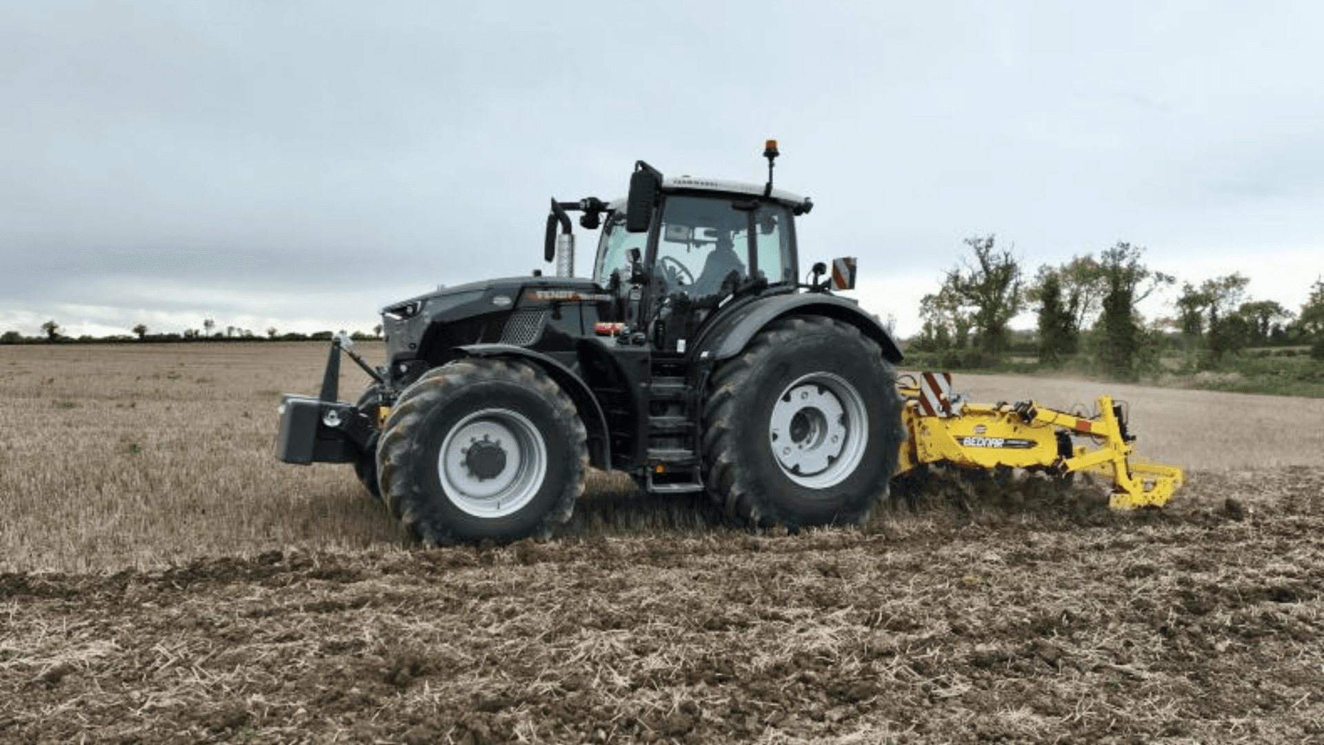 There’s Only One Tractor That Can Pay Off a Farm Loan – A Valtra!