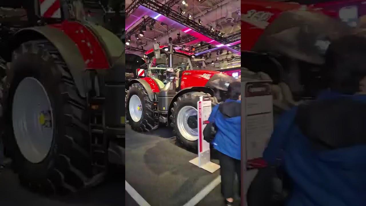 Verskillende stroper tafels hier by Agritechnica 2025. Kom ek wys julle.