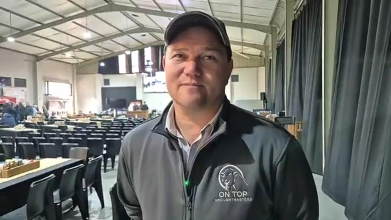 Johann Pistorius van On Top Droughtmasters oor hulle veiling en wat kliënte kan verwag.