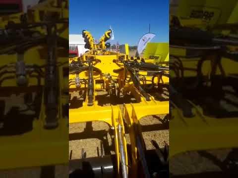 One standard big disc ripper!