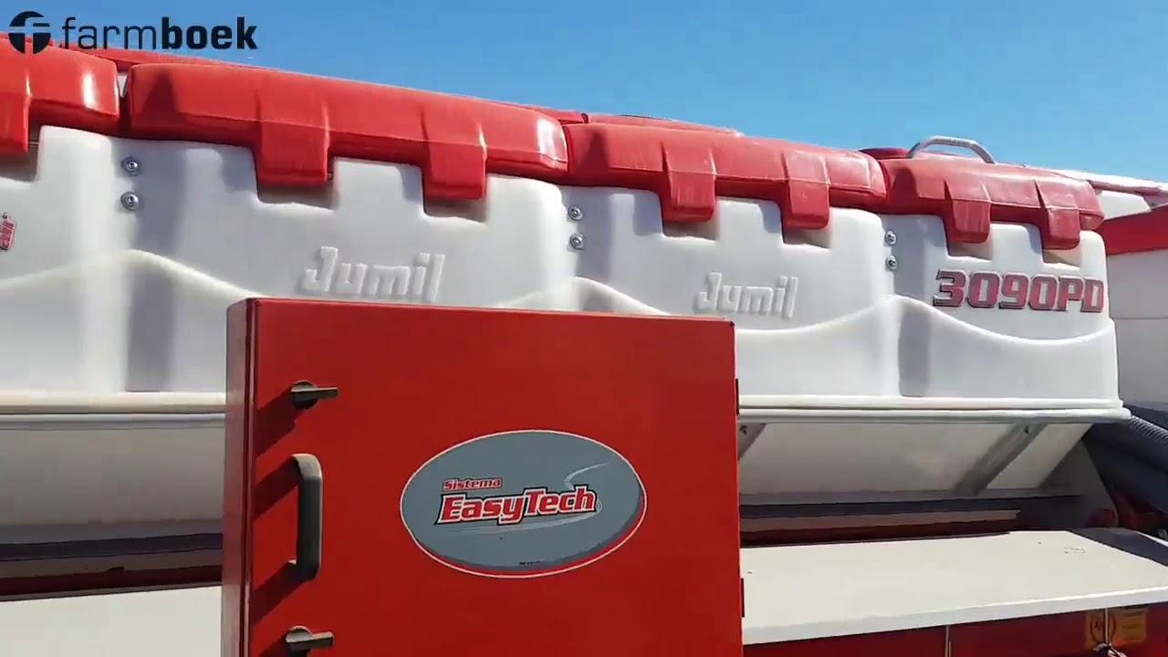 Claas has a new tractor and it has a Jumil planter behind it - Arlington Farmers Day 2019
