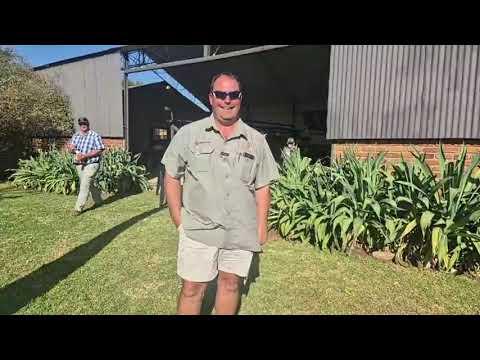 Gerrie van Gerben Borane gesels met ons na die Fonteine Borans veiling.
