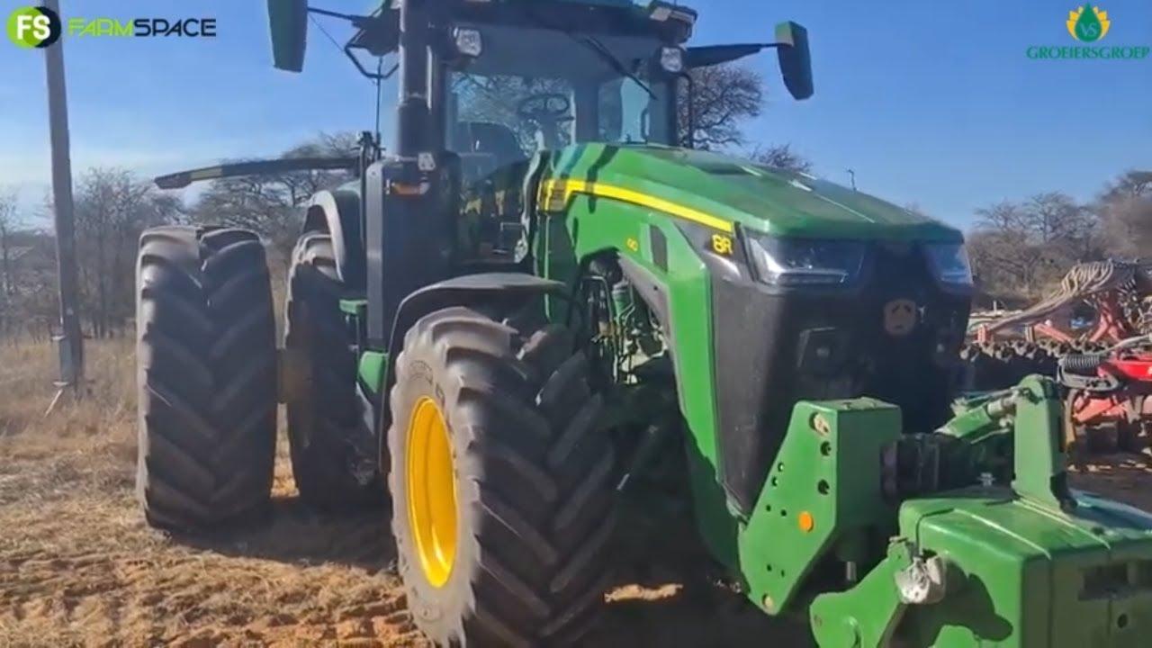 8R 410 John Deere (2021) op die VS Groeiersgroep Veiling 20 Augustus 2022