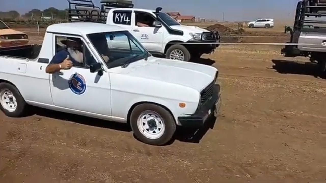 Willie Jones is self agter die stokke hier by die Koster Quarter Mile.