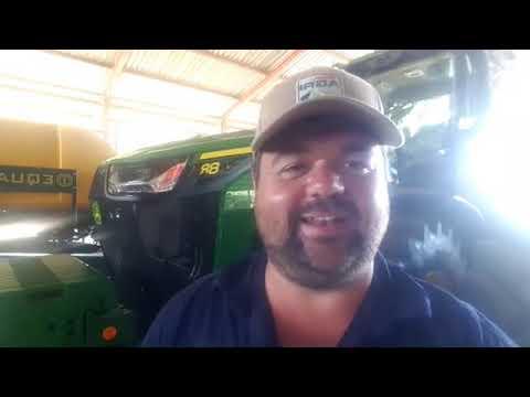 Balfour Hay Day 2020 - John Deere 8R
