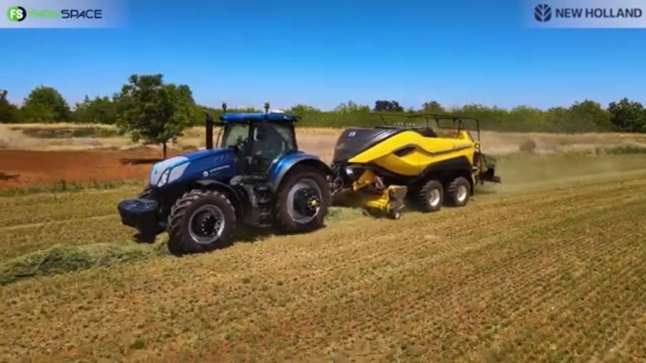 Vat 'n spin saam met Derrick in hulle New Holland trekker wat die Big Pack baler sleep.