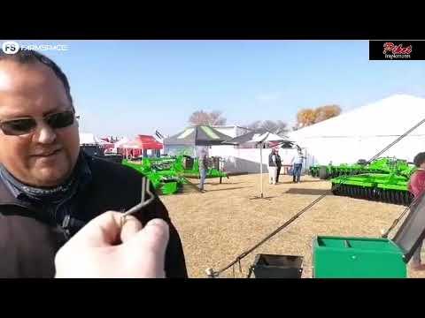 Kom sien Piket se "economy no till maize", wat meer is as net 'n mielie planter, by Nampo 2022.