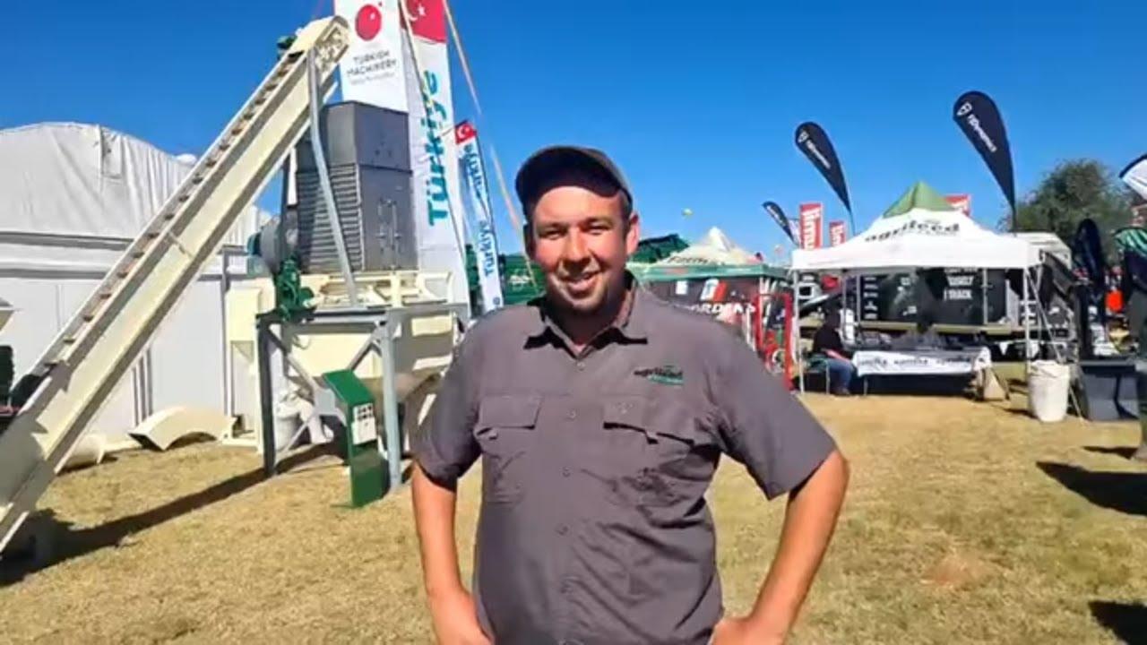 Agrifeed Systems vervaardig betroubare voerverwerkingstelsels as jy jou eie veevoer wil maak.