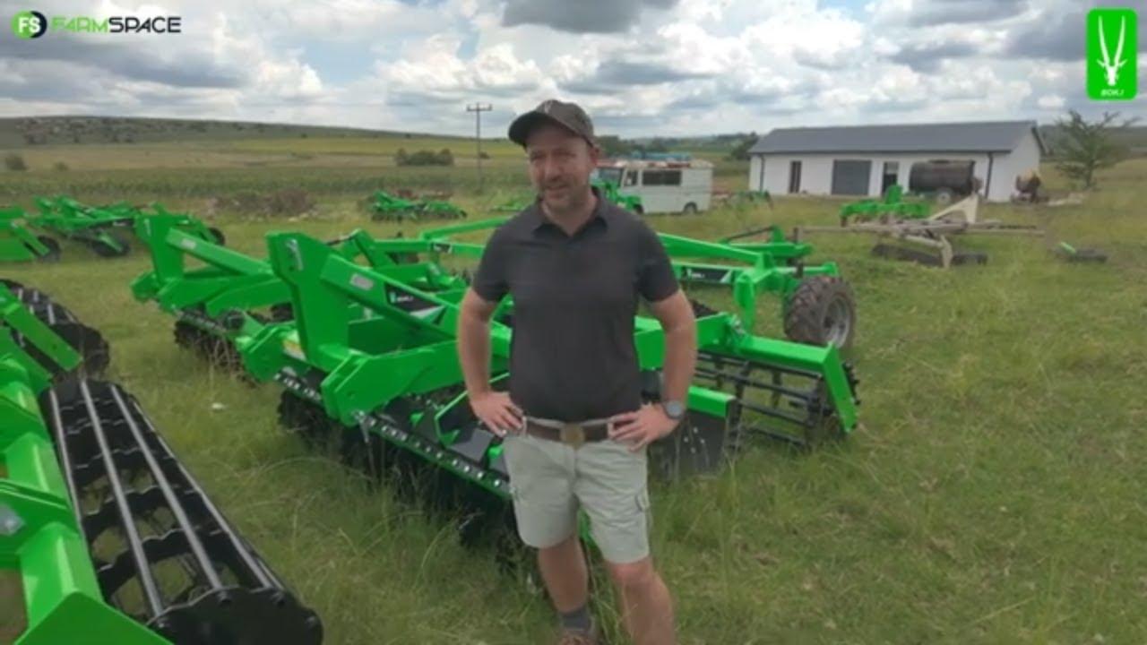 Is jy opsoek na 'n klein Bok.I? Hendri vertel ons meer.
