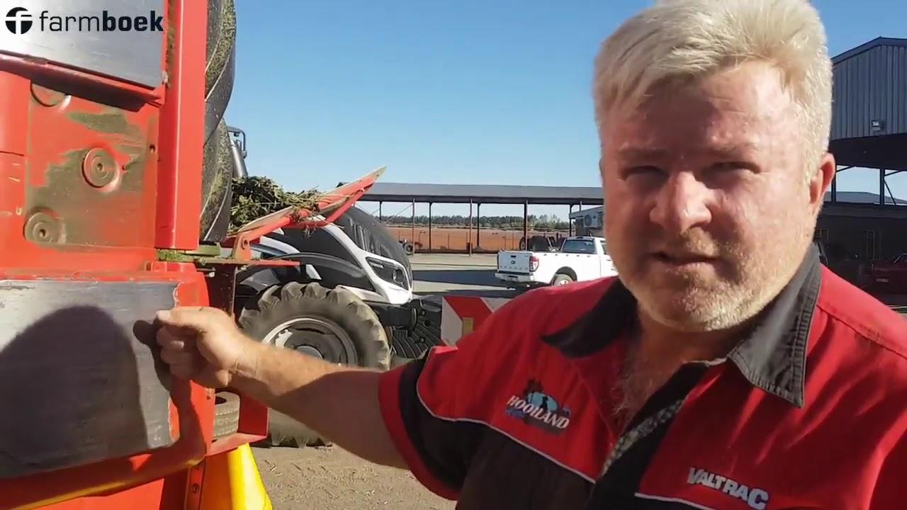 Pottinger Butterfly Mower in action in Vaalharts