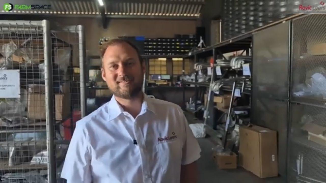 Hoe lyk dit in Rovic Leers se fabriek?