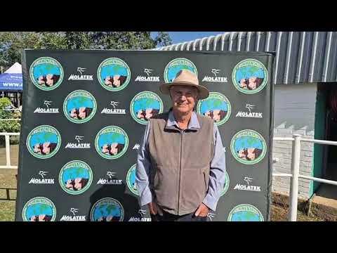 Ons praat met John Rafferty by Bloem Show 2024 oor die Simmentaler ras