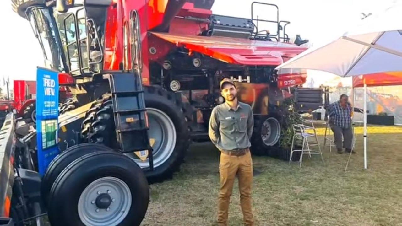Massey Ferguson 9795 Stroper op Nampo 2024.