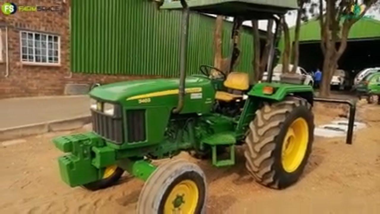 2015 John Deere 5403 trekker op die VS Groeiersgroep Veiling, 20 Aug 2022.