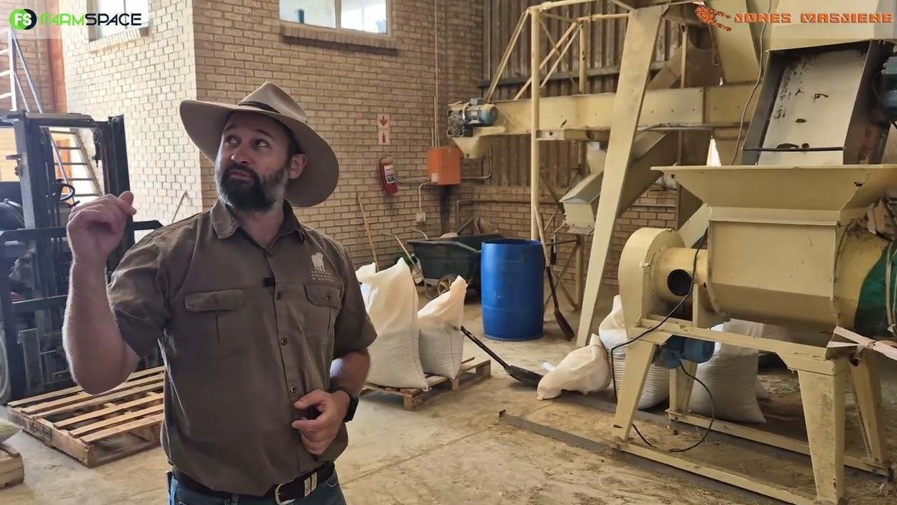 Hoe het Jones Masjiene Good Hope Farm Feeds se produksie verander? Andrew vertel meer.