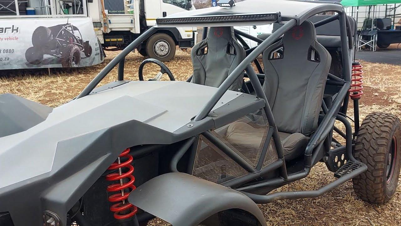 Hoe is Rooivark se elektriese karre gebou en ontwerp vir die boer?