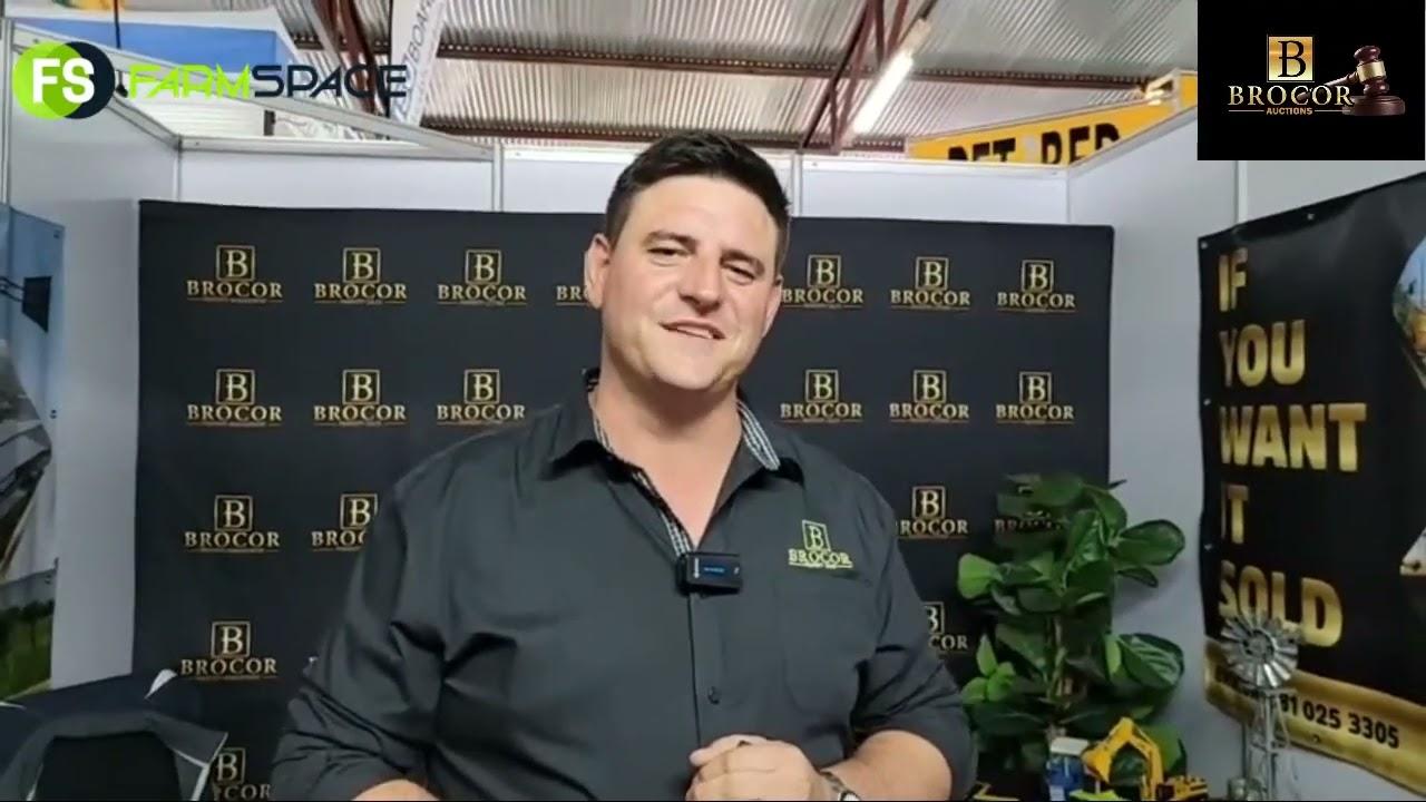 A.J. Du Plessis van Brocor Auctions gesels by Nampo Oesdag - Harvest Day 2022.