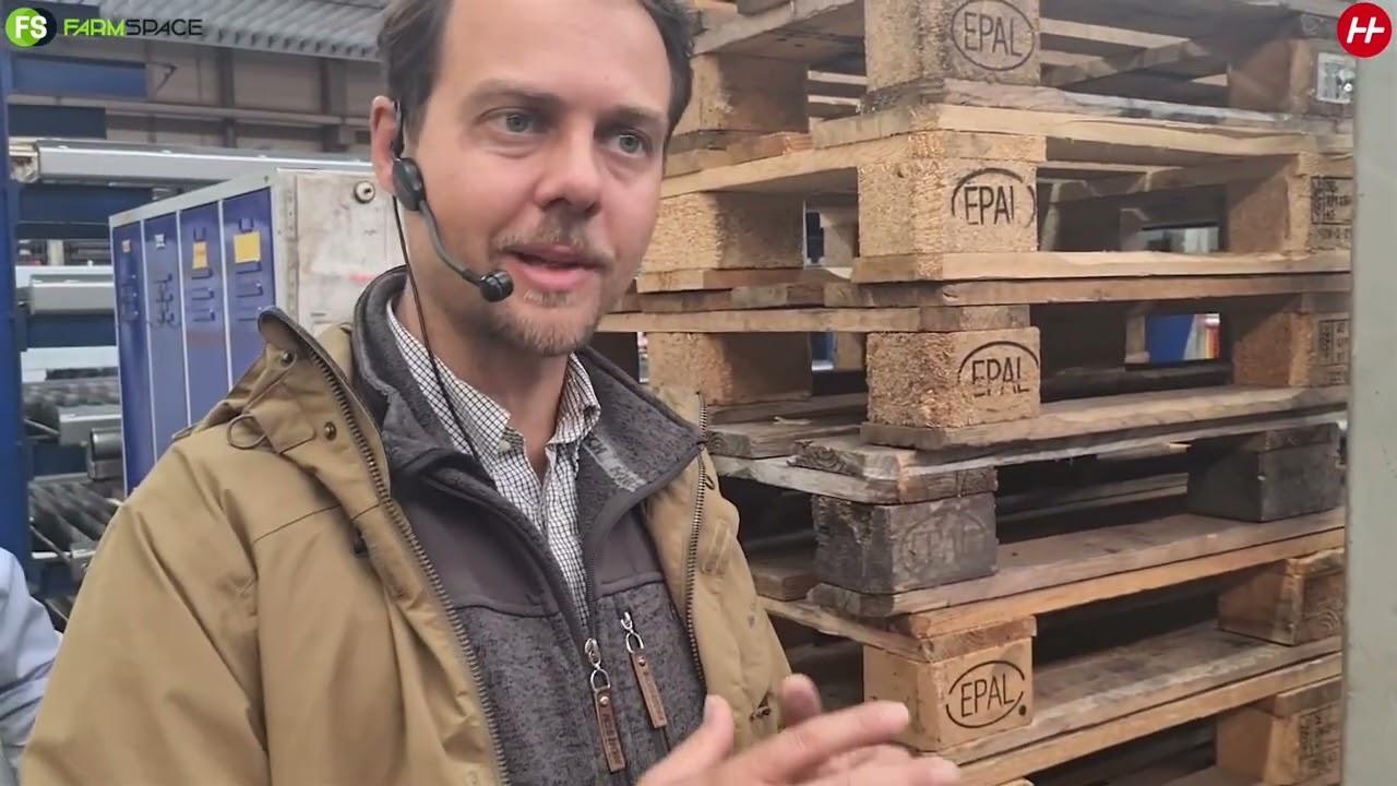 Kyk hoe moet implemente gebou word. Kyk die Horsch fabriek in Ronneburg Duitsland