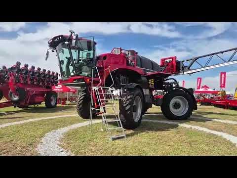 Soek jy landbou toerusting waarmee jy in die grond kan speel? Horsch het alles op Nampo 2025.