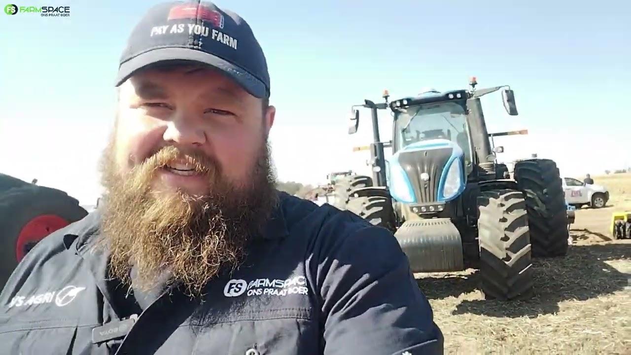 Wens jy dat jy langer tyd in New Holland se stalletjie by Nampo 2023 kon spandeer?